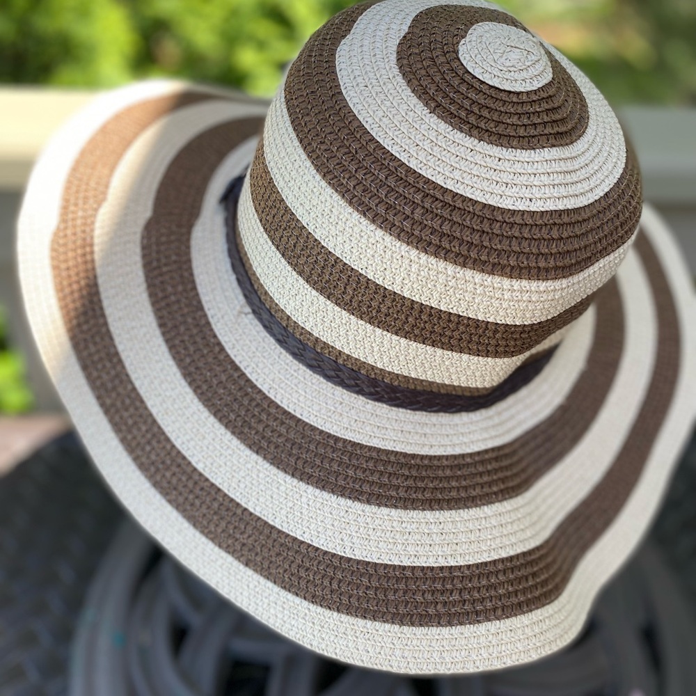 NWOT SUNLILY Striped Brown and Cream Sun Hat, Size: S/M (fits up to 22” head) - Picture 2 of 8